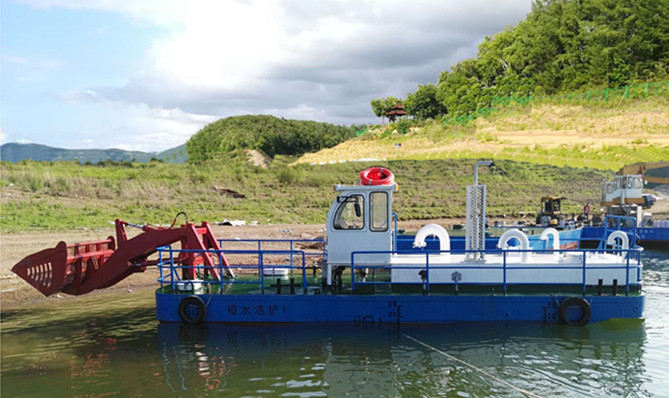 环保船系列-铲斗式垃圾打捞船